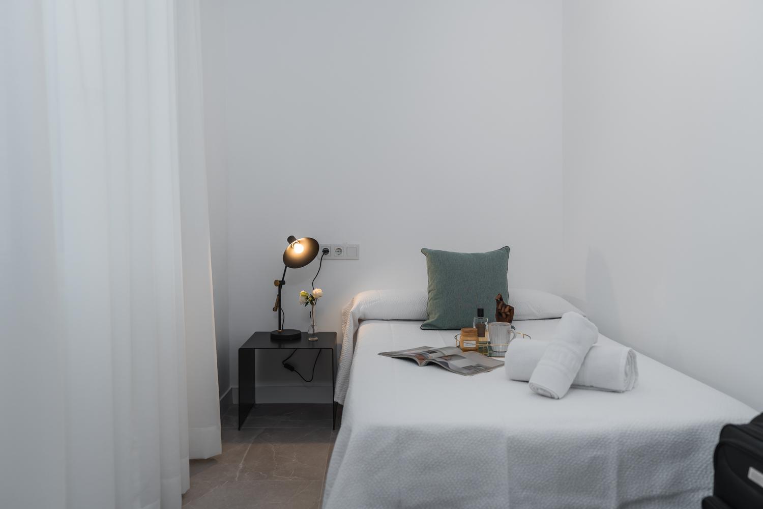 Tuguest Buensuceso Apartment Granada Exterior photo